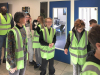 Des collgiennes en visite chez EATON  Riom